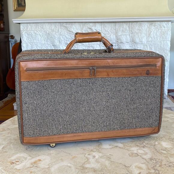 Vintage Hartmann Luggage Leather & Tweed Carry-On Suitcase - Picture 1 of 12